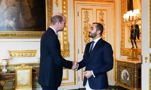 ഒമാൻ കായിക, യുവജന മന്ത്രി വില്യം രാജകുമാരനുമായി കൂടിക്കാഴ്ച നടത്തി