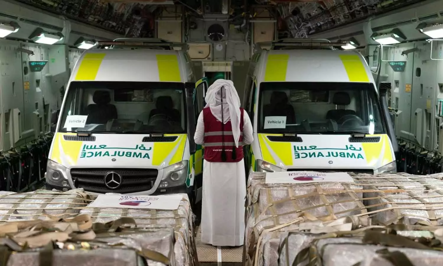 ഗസ്സയിലേക്ക് കൂടുതൽ സഹായമെത്തിക്കാൻ ഖത്തർ; ആറ് ആംബുലൻസുകൾ അയച്ചു