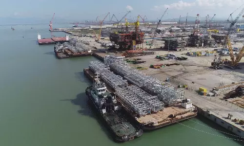 കുവൈത്തിലെ അൽ സൂർ റിഫൈനറി   പരിസരത്ത് ജാഗ്രത പാലിക്കാന്‍ നിര്‍ദ്ദേശം