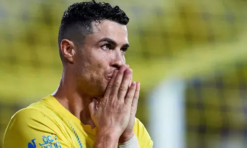 Cristiano Ronaldo sued for promoting Binance, unregistered securities, Malayalam football news