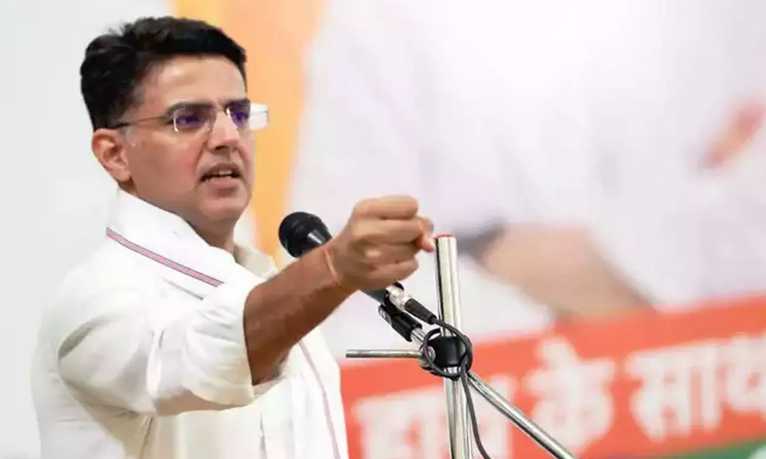 രാജസ്ഥാനിൽ സച്ചിൻ പൈലറ്റ് മുന്നിൽ; കോണ്ഗ്രസും ബി.ജെ.പിയും ഇഞ്ചോടിഞ്ച് പോരാട്ടം രാജസ്ഥാനിൽ സച്ചിൻ പൈലറ്റ് മുന്നിൽ; കോണ്ഗ്രസും ബി.ജെ.പിയും ഇഞ്ചോടിഞ്ച് പോരാട്ടം