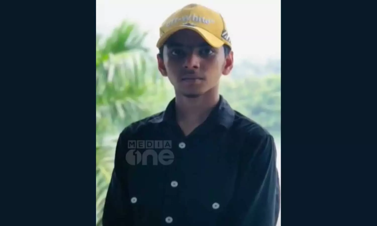 17year old dies of electric shock from fence