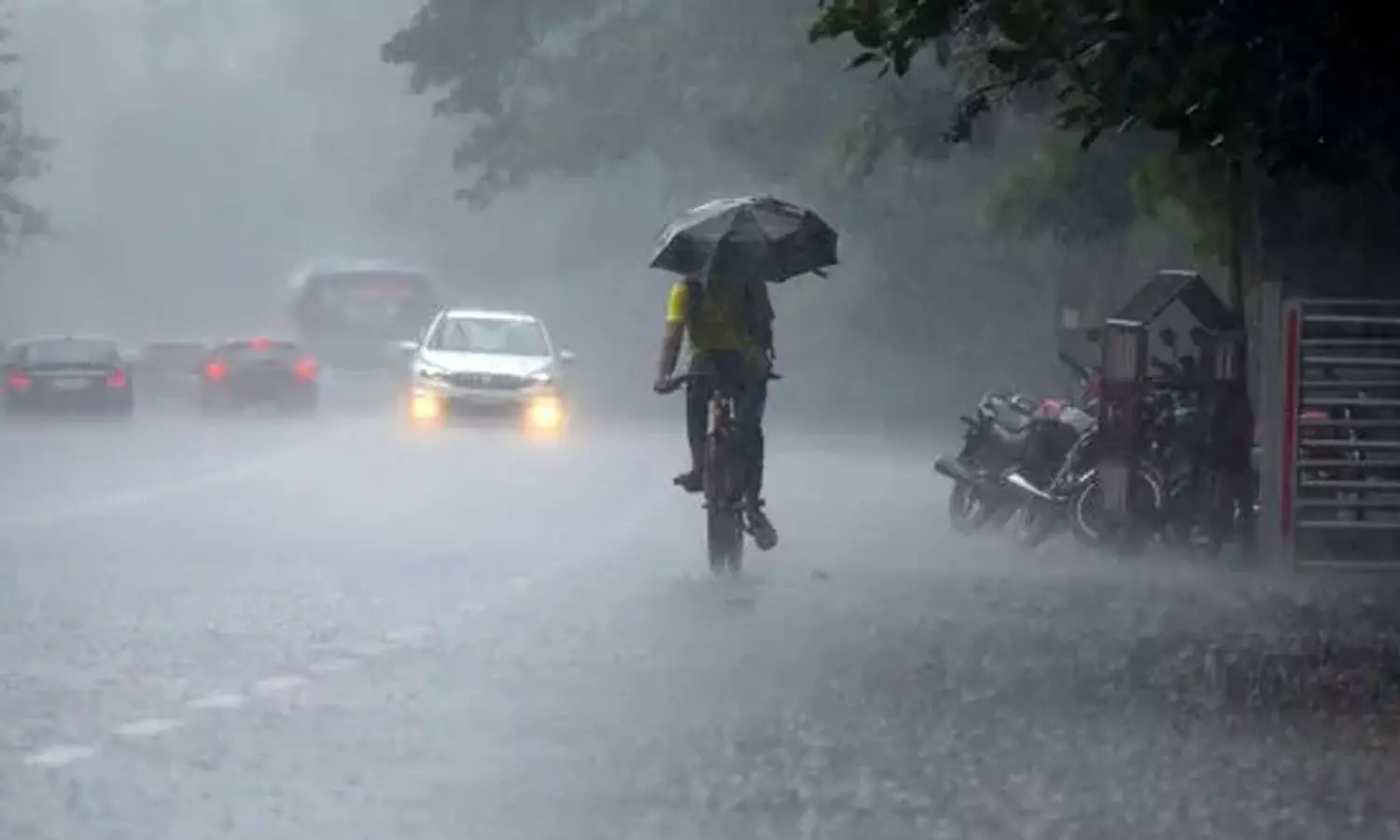 Rain with thunder and lightning likely in Kerala for the next five days Rain with thunder and lightning likely in Kerala for the next five days