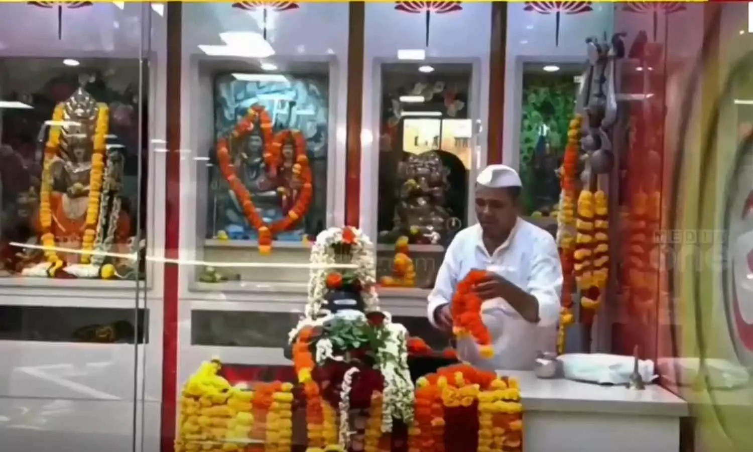 Shiva temple in Bardubai Shiva temple in Bardubai