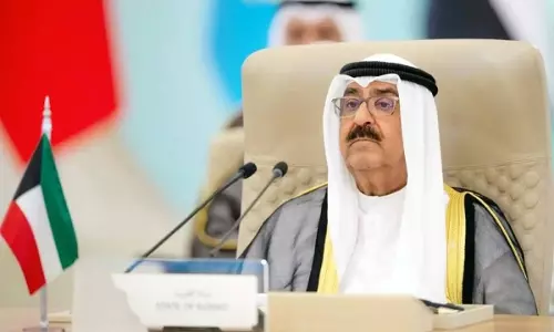 സർക്കാർ മേഖലയിലേയും പൊതു മേഖലയിലേയും   എല്ലാതരം നിയമനങ്ങളും മരവിപ്പിച്ചു