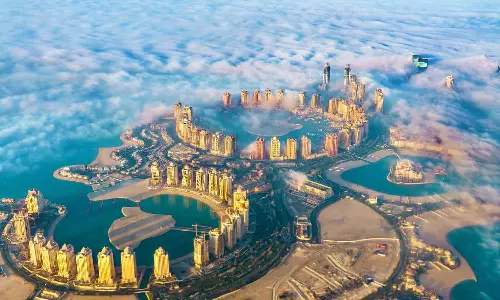 വീടുകൾ കേന്ദ്രീകരിച്ച് ഓൺലൈൻ ചൂതാട്ടം: ഖത്തറിൽ 50 അംഗ സംഘം അറസ്റ്റിൽ