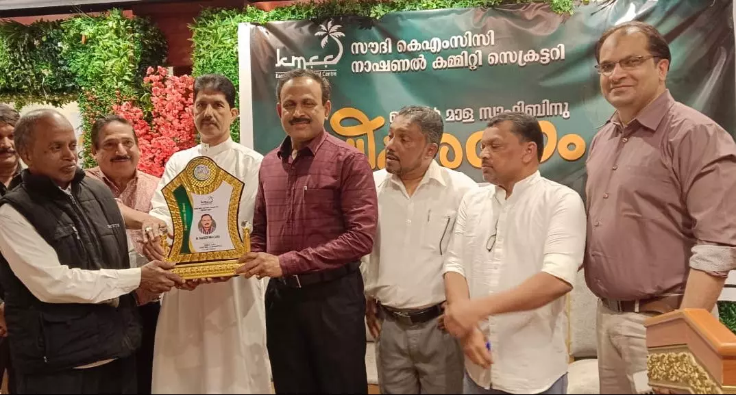 സൗദി കെഎംസിസി നാഷണൽ കമ്മിറ്റി സെക്രട്ടറിക്ക് സ്വീകരണംനൽകി സൗദി കെഎംസിസി നാഷണൽ കമ്മിറ്റി സെക്രട്ടറിക്ക് സ്വീകരണംനൽകി