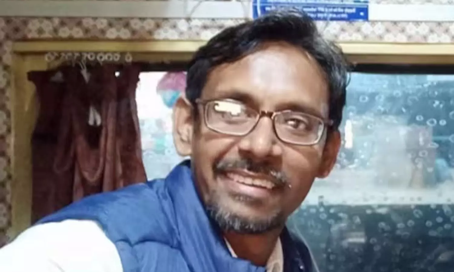 Gujarat Congress leader,Congress leader arrested, fake photo on priest,Ayodhya temple,fake photo arrest,latest national news Gujarat Congress leader,Congress leader arrested, fake photo on priest,Ayodhya temple,fake photo arrest,latest national news