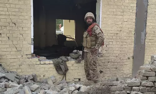 Suicide Bombing Attack , Pakistan Attack,Pakistan Army Base Attack,latest world news,ചാവേര് സ്ഫോടനം,പാകിസ്താനില് സ്ഫോടനം Suicide Bombing Attack , Pakistan Attack,Pakistan Army Base Attack,latest world news,ചാവേര് സ്ഫോടനം,പാകിസ്താനില് സ്ഫോടനം