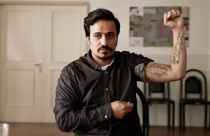 ടെറസ്ട്രിയല്‍ വേഴ്‌സസ് -