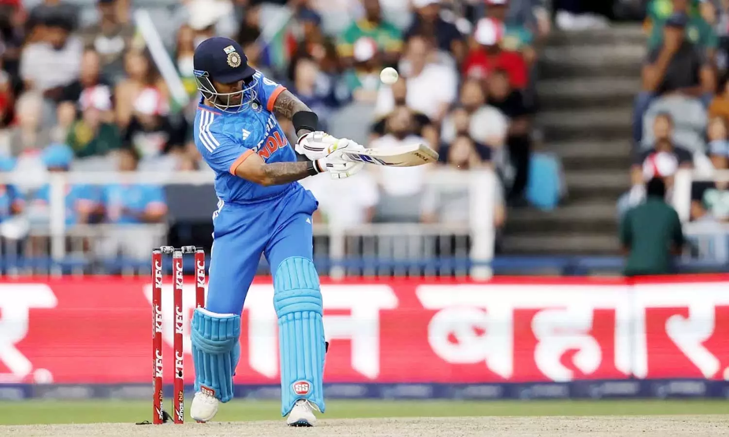 കത്തിജ്ജ്വലിച്ച് സൂര്യ, കരുത്തോടെ ജയ്‌സ്വാൾ; ഇന്ത്യയ്ക്ക് മികച്ച സ്കോര്‍