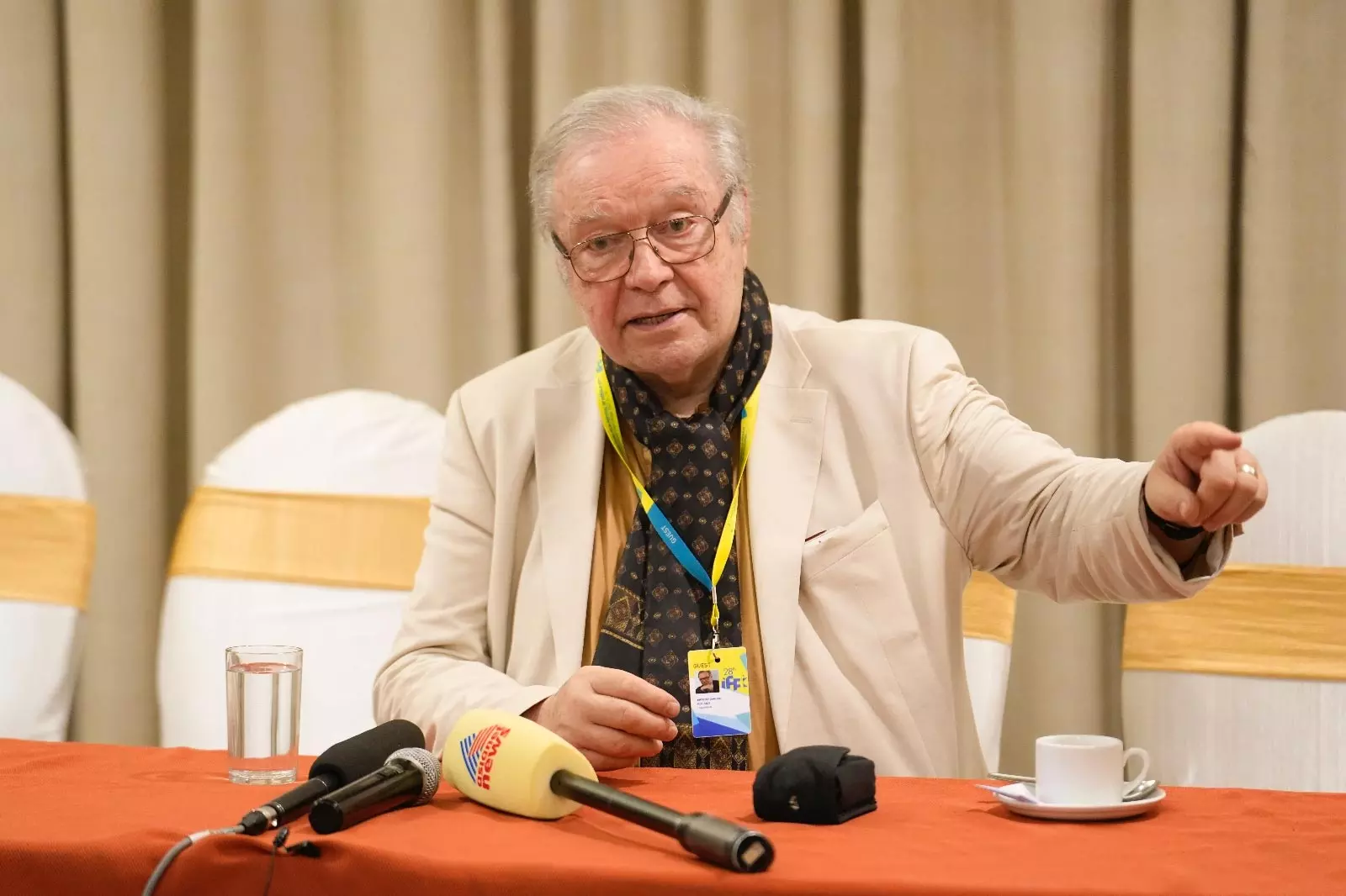 പോളിഷ് സംവിധായകന്‍ ക്രിസ്റ്റോഫ് സനൂസി