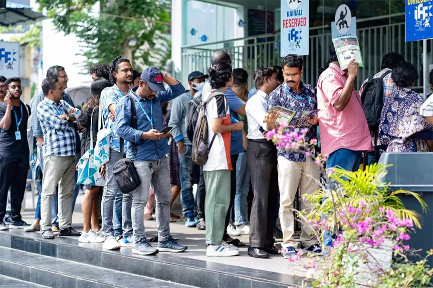മേളക്കു കൊടിയിറക്കം; മനം നിറഞ്ഞ് മടക്കം