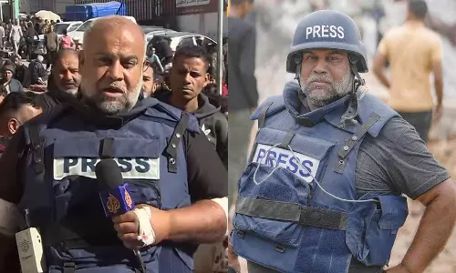 Al Jazeera Journalist Wael Al Dahdouh on air again after injured in Israel attack