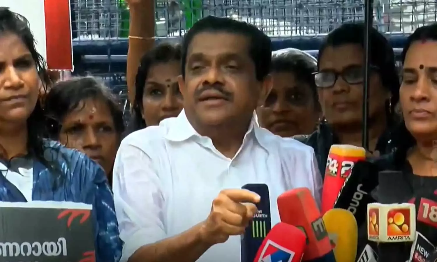 Vandiperiyar case should be investigated by CBI, says VM Sudheeran Vandiperiyar case should be investigated by CBI, says VM Sudheeran