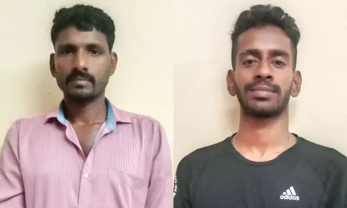 Two arrested for money robbed from car in thamarassery ghat