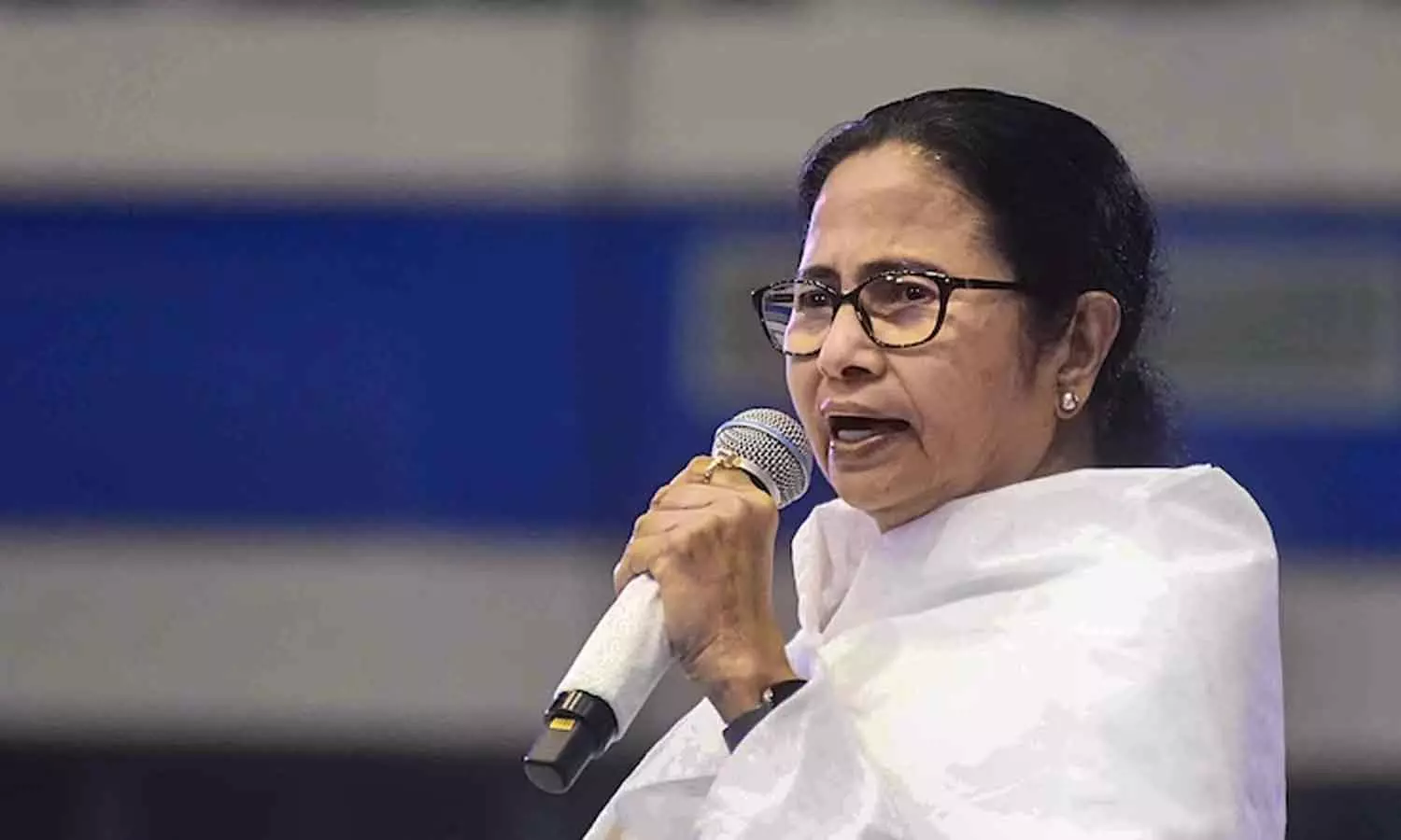 Mamata Banerjee says she is ready for alliance talks with Congress in Bengal