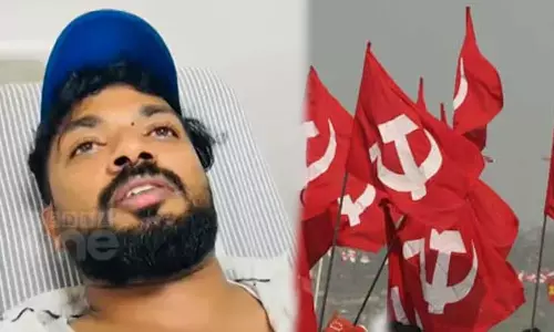 YouTuber attack,Navakerala sadass,CPM,nisar,latest malayalam news,യൂട്യൂബര്‍ നിസാര്‍,അരീക്കോട് നവകേരളസദസ്സ്,യൂട്യൂബറെ ആക്രമിച്ച സംഭവം