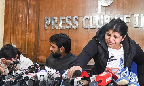 Sakshi Malik announces retirement from Wrestling