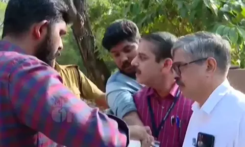 High Court orders police protection to eight Calicut University Senate members nominated by Governor