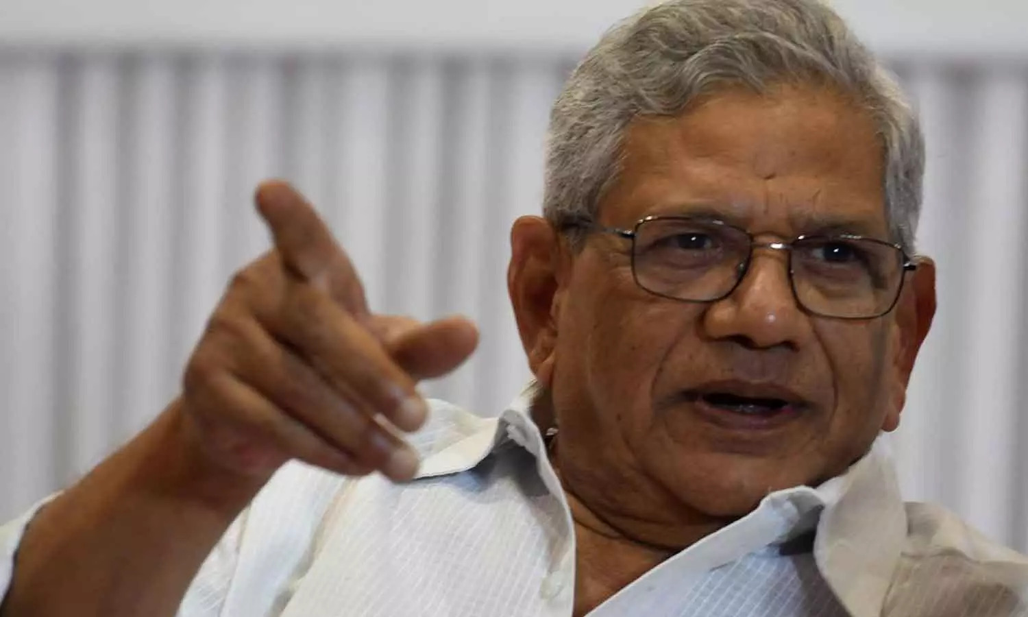 അയോധ്യ ക്ഷേത്ര പ്രതിഷ്ഠാ ചടങ്ങിൽ:     സീതാറാം യെച്ചൂരിക്ക് ക്ഷണം