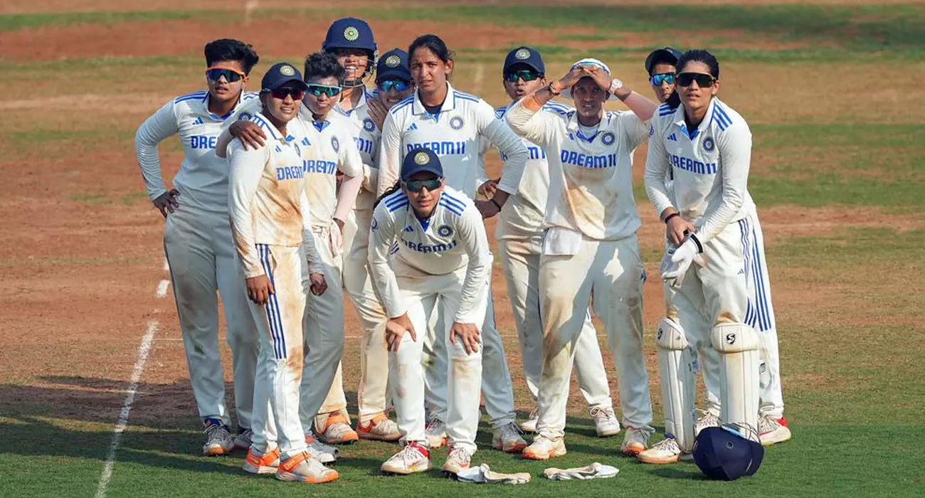 വാംഗഡെയിൽ ചരിത്രം: ആസ്‌ത്രേലിയക്കെതിരെ ആദ്യ ടെസ്റ്റ് വിജയം സ്വന്തമാക്കി ഇന്ത്യൻ വനിതകൾ