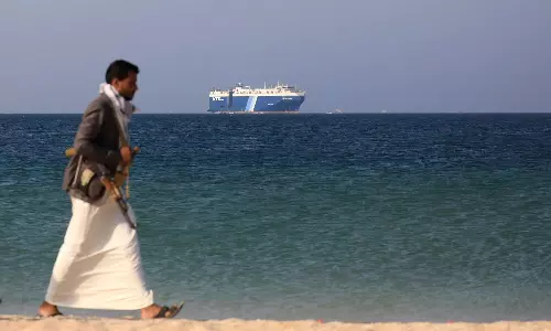 ജിബ്രാൾട്ടർ വഴിയും അടയുന്നു; കടൽ വഴി ഇസ്രായേലിനെ ഒറ്റപ്പെടുത്താൻ നീക്കം