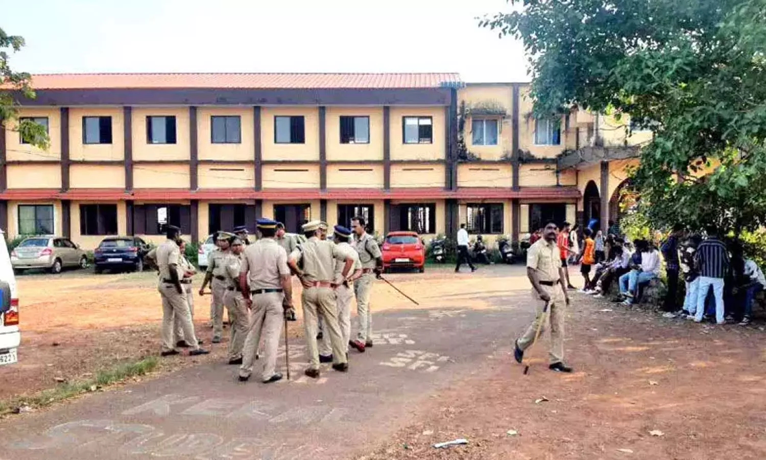 Navakerala Sadass; Good service entry for policemen who ensured law and order