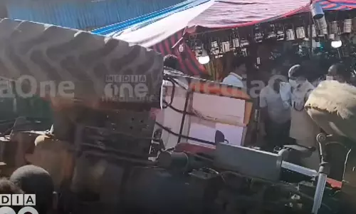 Sabarimala,Tractoraccident,latest malayalam news,ശബരിമല,ട്രാക്ടര്‍ അപകടം