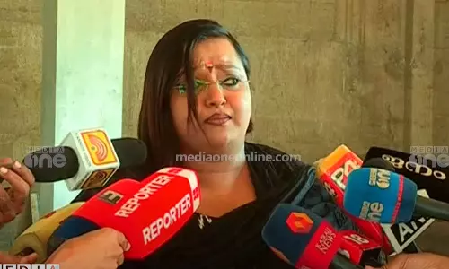 ഗോവിന്ദൻ മാഷ് ആരാണെന്ന് എനിക്കറിയില്ല, വിജേഷ് പിള്ളയെ സംരക്ഷിക്കാൻ ശ്രമിക്കുന്നു: സ്വപ്‌ന സുരേഷ്‌