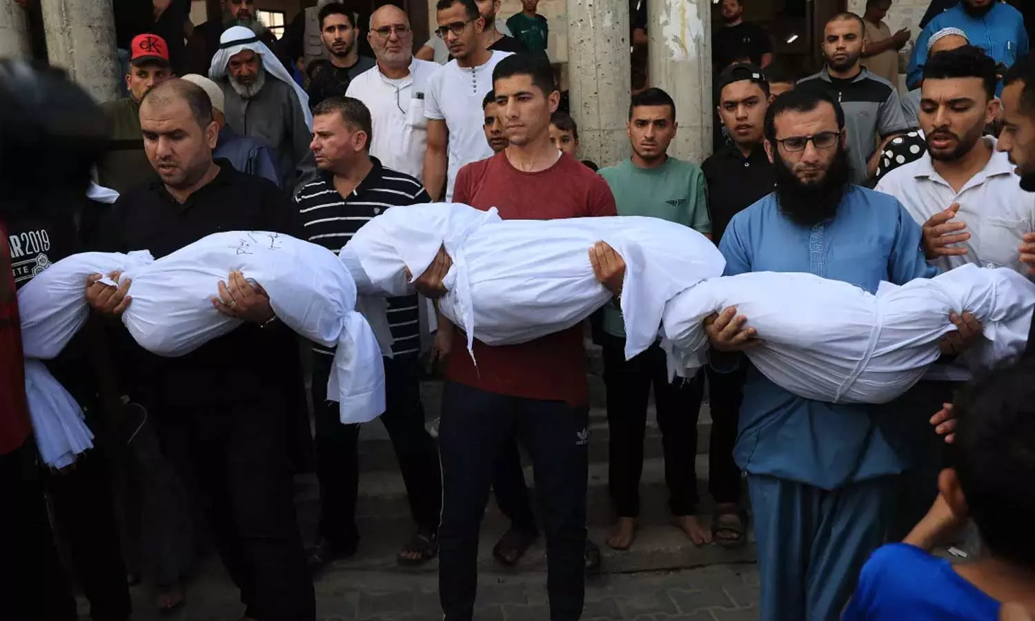 Israel killed 8,800 Palestinian children in besieged Gaza in just 82 days, Israel killed 8,800 Palestinian children in Gaza, Israel attack on Gaza Israel killed 8,800 Palestinian children in besieged Gaza in just 82 days, Israel killed 8,800 Palestinian children in Gaza, Israel attack on Gaza