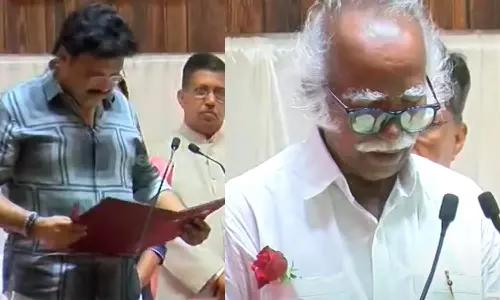 പുതുമന്ത്രിസഭ: കടന്നപ്പള്ളിയും ഗണേഷ് കുമാറും സത്യപ്രതിജ്ഞ ചെയ്‌തു