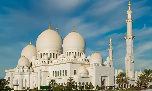 ശൈഖ് സായിദ് പള്ളിയിൽ ഇനി 24 മണിക്കൂറും പ്രവേശനം ശൈഖ് സായിദ് പള്ളിയിൽ ഇനി 24 മണിക്കൂറും പ്രവേശനം