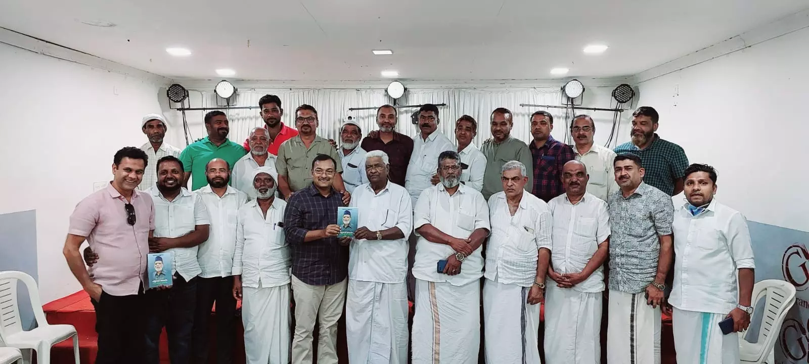 യുഎഇ കെഎംസിസി ദേശീയ ജനറൽ സെക്രട്ടറിക്ക് ഗൂഡലൂരിൽ സ്വീകരണം നൽകി യുഎഇ കെഎംസിസി ദേശീയ ജനറൽ സെക്രട്ടറിക്ക് ഗൂഡലൂരിൽ സ്വീകരണം നൽകി