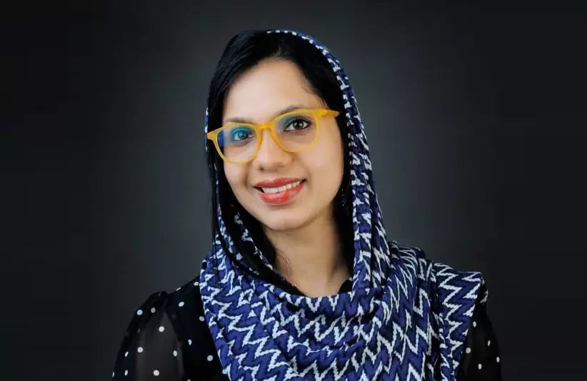 മീഡിയ വണ്‍ ഷെല്‍ഫ് ഖണ്ഡശ പ്രസിദ്ധീകരിച്ച, ബുക് പ്ലസ്സ് പുസ്തമാക്കിയ വീര്‍സാല്‍ എന്ന നോവല്‍