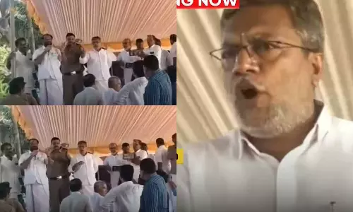 Kannur mayor and chairman of standing committee fought on stage