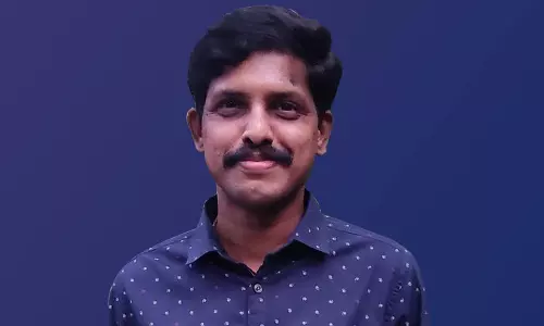 പുസ്തകങ്ങളില്‍ കൂടുകൂട്ടിയ നാളുകള്‍ വിനോദ് വിയാര്‍