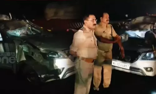 One died in collision between car and trailer lorry on Kuthiran Bridge Thrissur One died in collision between car and trailer lorry on Kuthiran Bridge Thrissur