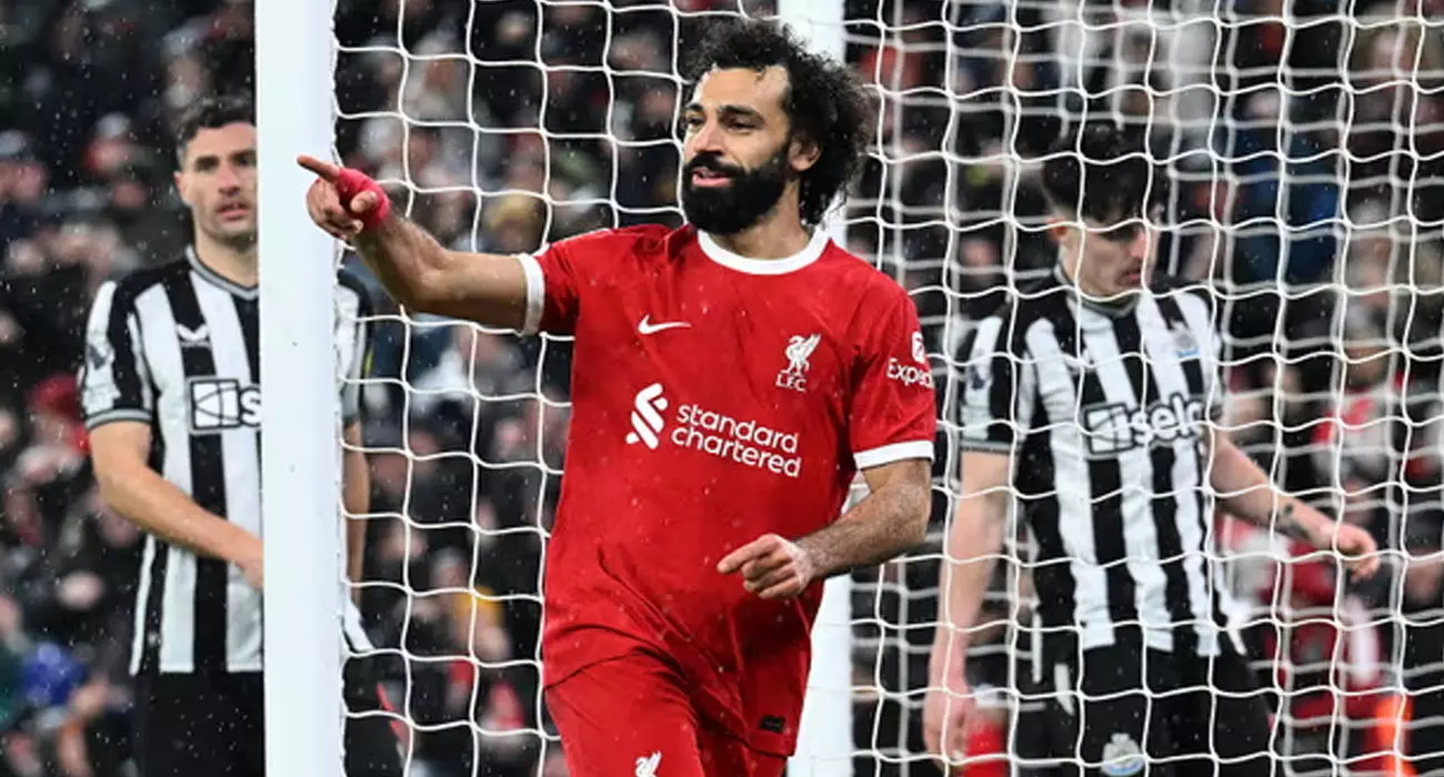 ഗോൾവേട്ടക്കാരിൽ മുഹമ്മദ് സലാഹ് മുന്നിൽ;  പുതുവർഷത്തിൽ വമ്പൻ ജയത്തോടെ ലിവർപൂൾ തുടങ്ങി