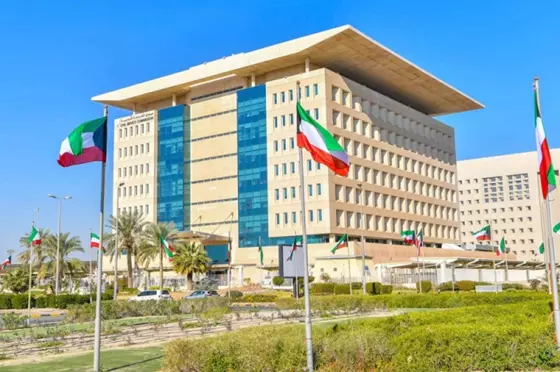 കുവൈത്തില്‍ സര്‍ക്കാര്‍ സ്കൂളുകളില്‍ പ്രവാസി   അധ്യാപകരെ നിയമിക്കുന്നതിനുള്ള നിര്‍ദ്ദേശങ്ങള്‍ പുറത്തിറക്കി