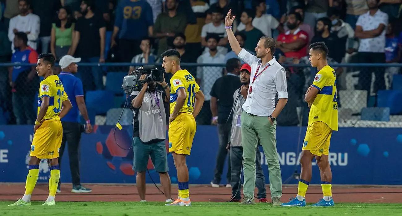 ബ്ലാസ്റ്റേഴ്സിലെ അവിസ്മരണീയ നിമിഷങ്ങൾ ഓർത്തെടുത്ത് പരിശീലകനും താരങ്ങളും ബ്ലാസ്റ്റേഴ്സിലെ അവിസ്മരണീയ നിമിഷങ്ങൾ ഓർത്തെടുത്ത് പരിശീലകനും താരങ്ങളും