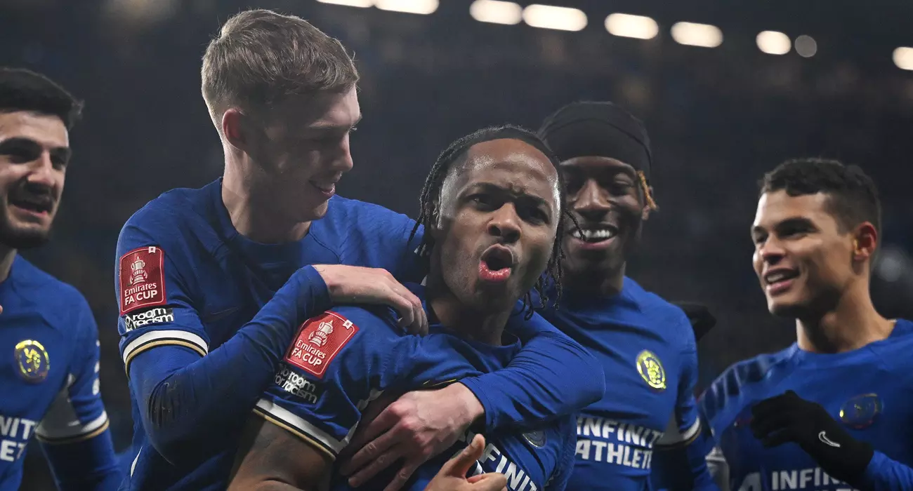 എഫ് എ കപ്പിൽ ചെൽസിക്ക് വമ്പൻജയം; ലിവർപൂൾ-ആഴ്സനൽ ഇന്ന് നേർക്കുനേർ എഫ് എ കപ്പിൽ ചെൽസിക്ക് വമ്പൻജയം; ലിവർപൂൾ-ആഴ്സനൽ ഇന്ന് നേർക്കുനേർ