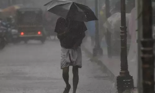 rain alert Kerala,Kerala rain,Yellow alert,latest malayalam news,കാലാവസ്ഥ,കേരളം,മഴ മുന്നറിയിപ്പ് rain alert Kerala,Kerala rain,Yellow alert,latest malayalam news,കാലാവസ്ഥ,കേരളം,മഴ മുന്നറിയിപ്പ്