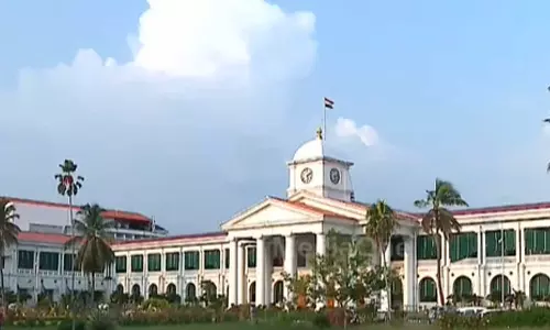 Keralas borrowing limit has been cut by Centre