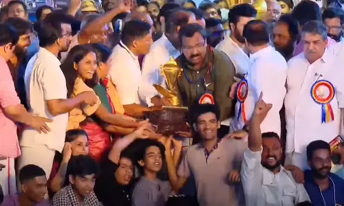 സ്‌കൂൾ കലോത്സവത്തിൽ സ്വർണക്കപ്പ് കണ്ണൂരിലേക്ക്; രണ്ടാം സ്ഥാനത്ത് കോഴിക്കോട്