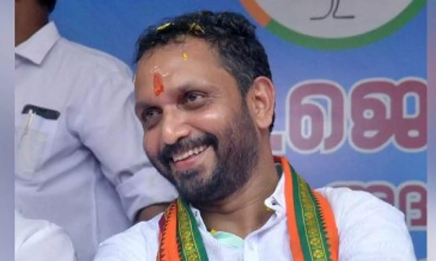 കെ.സുരേന്ദ്രന് ടിഎൻ പ്രതാപൻ എംപിയുടെ സ്റ്റാഫ് വക്കീൽ നോട്ടീസ് അയച്ചു