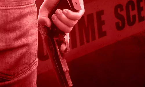 Suspect opened fire during drug raid in Kuwait The security officer, the main suspect and the farmhouse guard, an Asian native, were injured Suspect opened fire during drug raid in Kuwait The security officer, the main suspect and the farmhouse guard, an Asian native, were injured