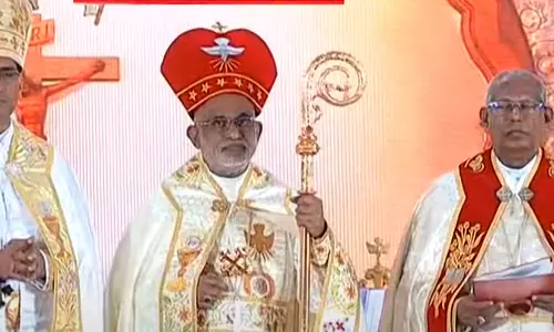സിറോ മലബാർ സഭ മേജർ ആർച്ച് ബിഷപ്പായി  റാഫേൽ തട്ടിൽ ചുമതലയേറ്റു