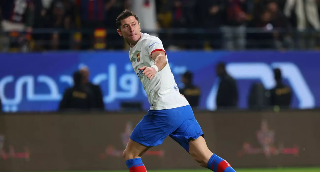 സ്പാനിഷ് സൂപ്പർ കപ്പിൽ എൽ ക്ലാസികോ; ഒസാസുനയെ  തകർത്ത് ബാഴ്‌സ ഫൈനലിൽ