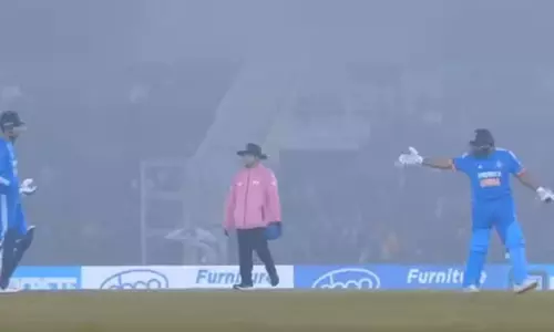 റണ്ണൗട്ടായതിന് പിന്നാലെ ഗില്ലിനെതിരായ പ്രതികരണം; വിശദീകരണവുമായി രോഹിത് ശർമ്മ